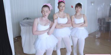 ballerinas gets their pussy fucked by Videos