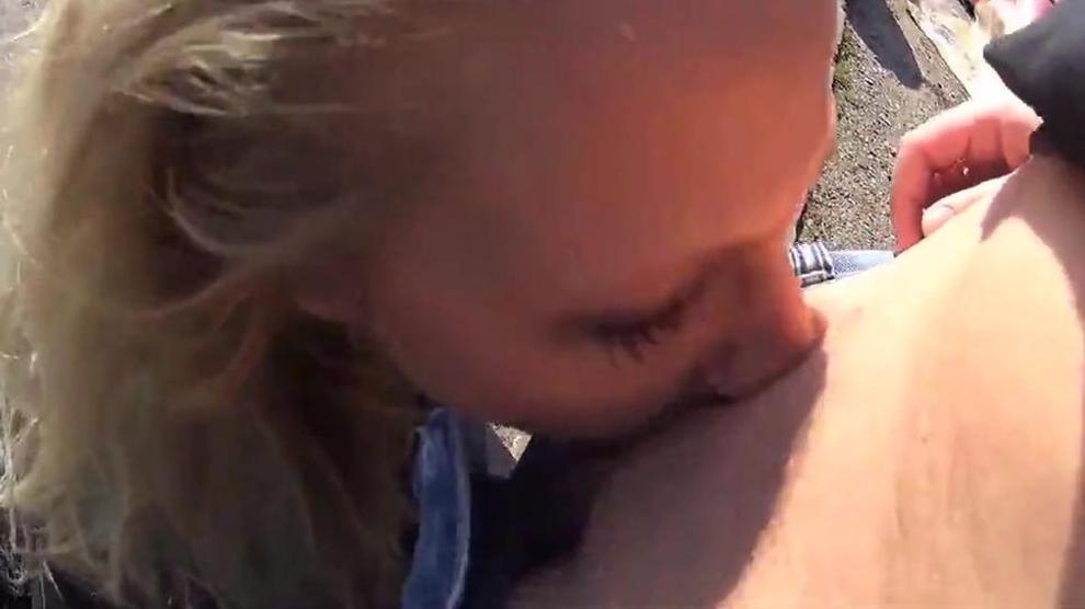 Die Junge Schwanzlutscherin Die Junge Schwanzlutscherin