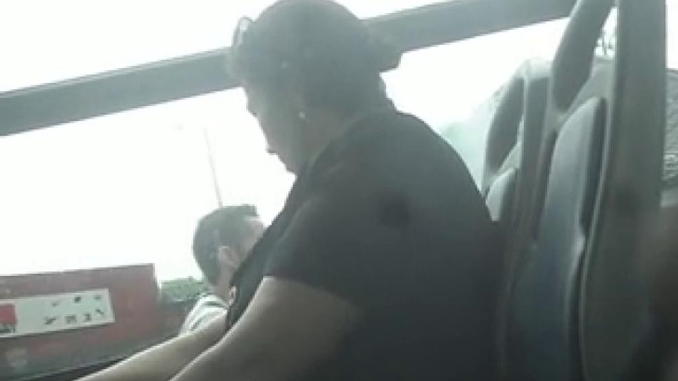 Flash Mature Bus Porn Videos