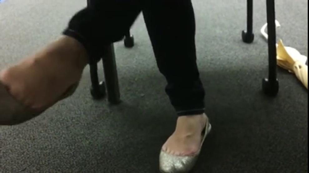 Candid Teen Shoeplay Dangling Close Up College Library Feet