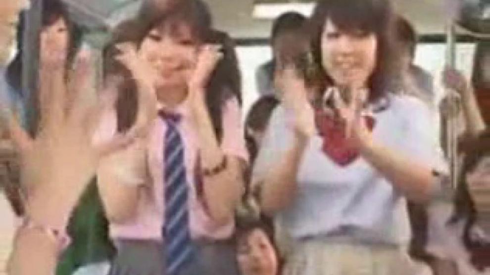 Crazy Asian Schoolgirls In Bus F70 Porn Videos