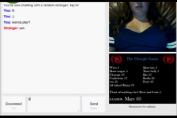 Web Cute Boobs - Cute girl flashes boobs (omegle)